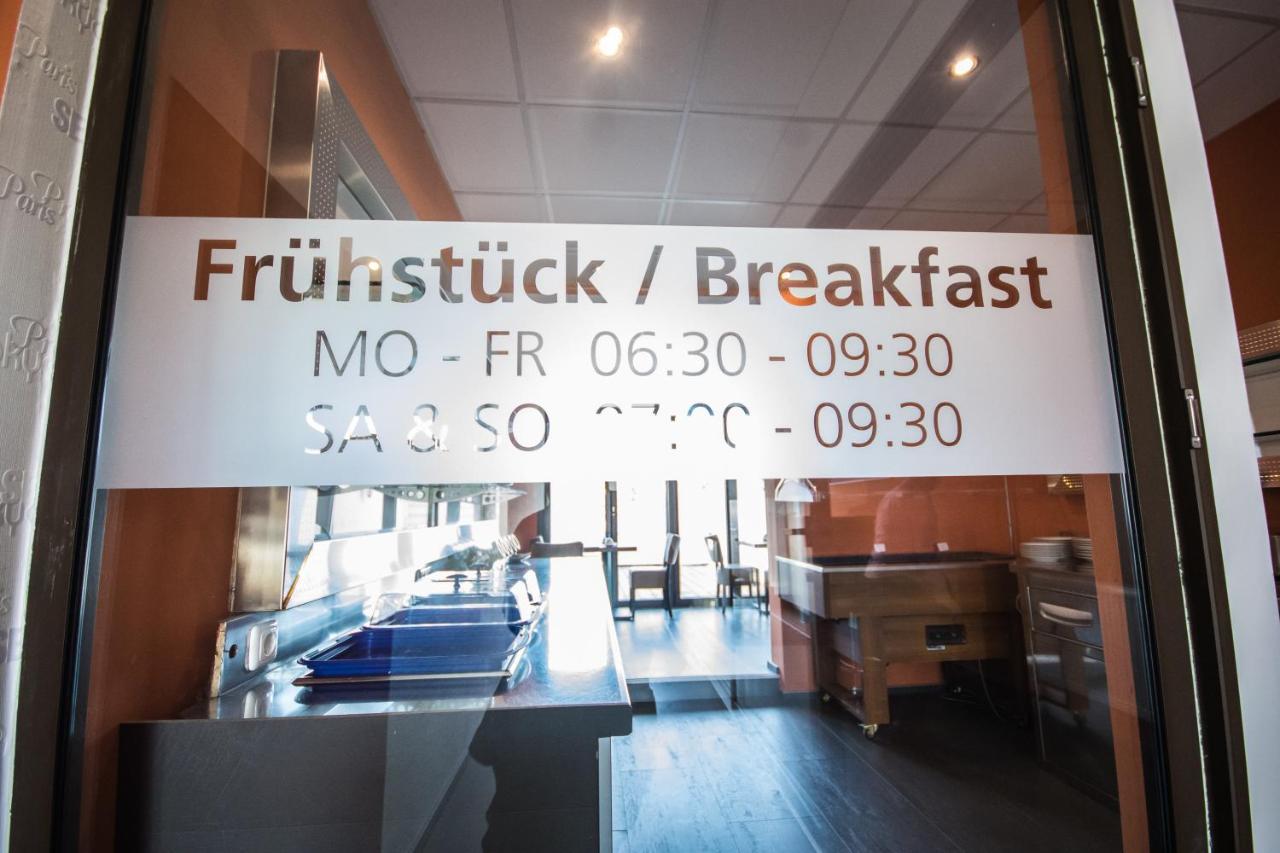 Hotel Turmfalke 24H Check In Linz Exterior photo